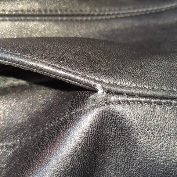 Jones New York Embroidered black leather jacket size medium - Picture 13 of 15